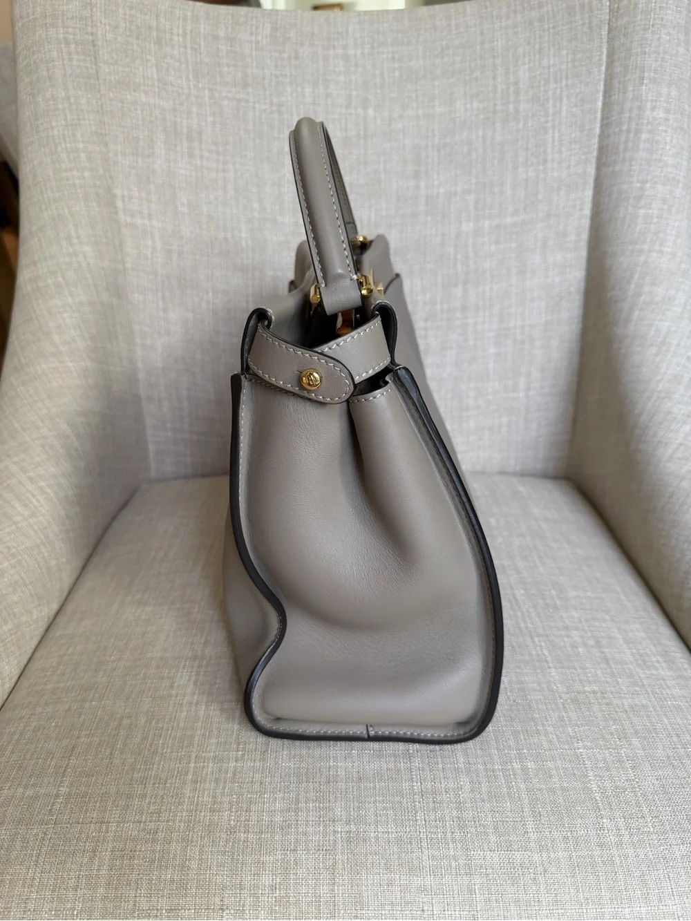 Fendi Classic Dove Gray Medium Peekaboo Top-Handle/crossbody Bag